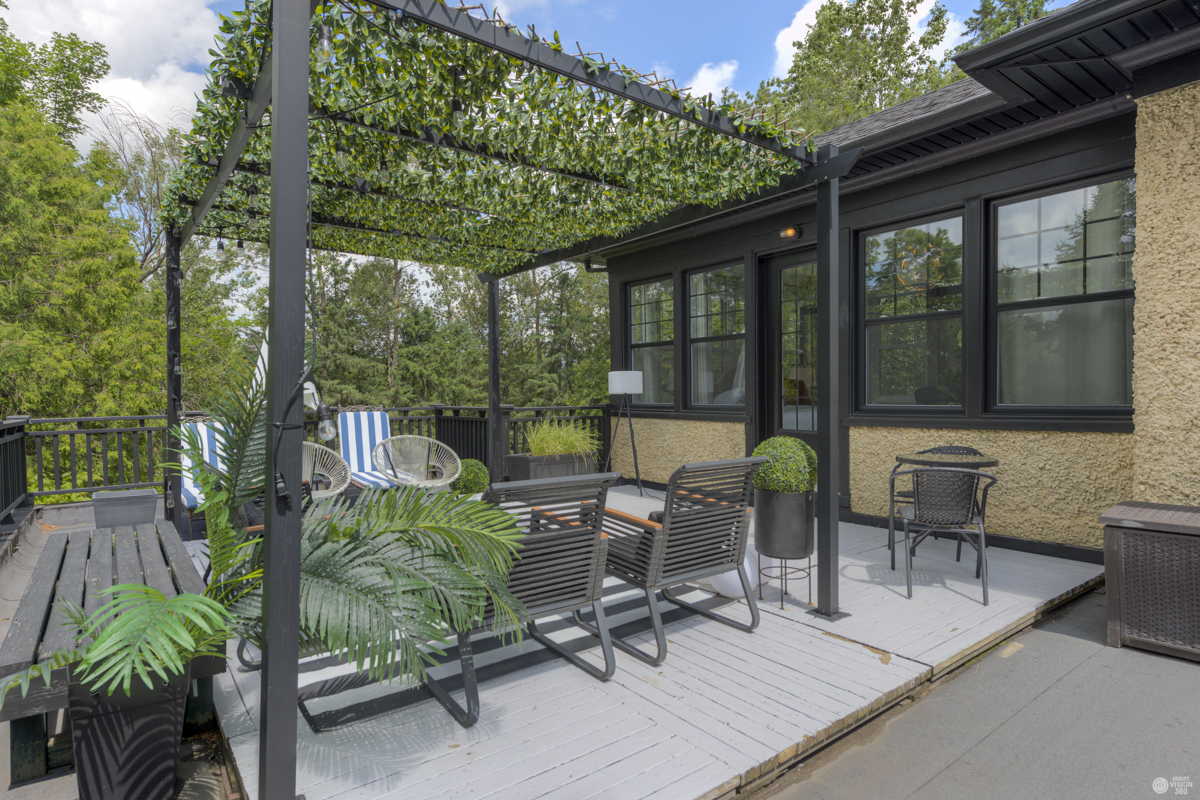 Image terrasse extérieur réalisé par Construction Pelroy